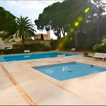 GOLFE JUAN Studio dans résidence avec piscine Vallauris Extérieur photo