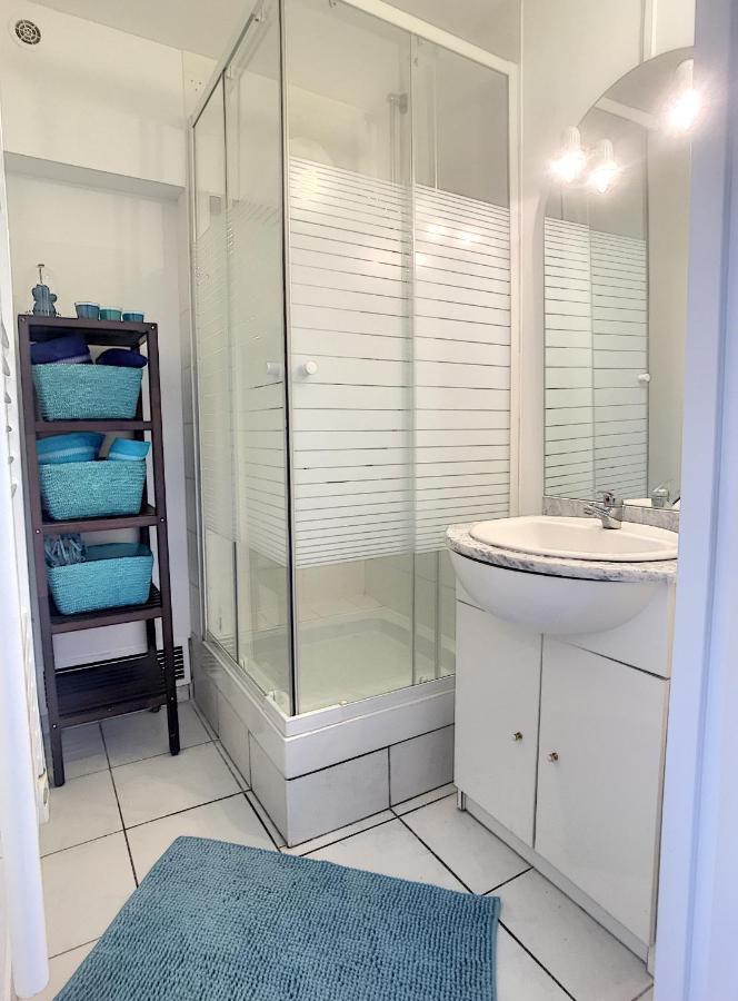 GOLFE JUAN Studio dans résidence avec piscine Vallauris Extérieur photo