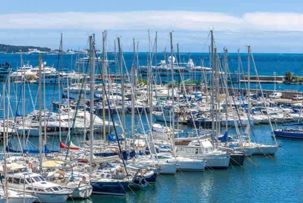 GOLFE JUAN Studio dans résidence avec piscine Vallauris Extérieur photo