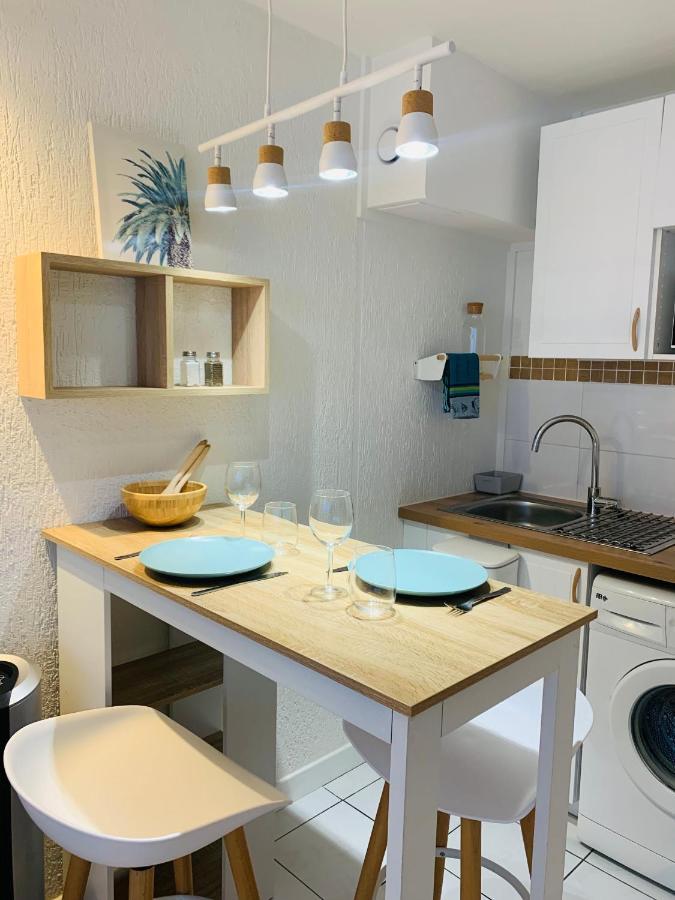 GOLFE JUAN Studio dans résidence avec piscine Vallauris Extérieur photo